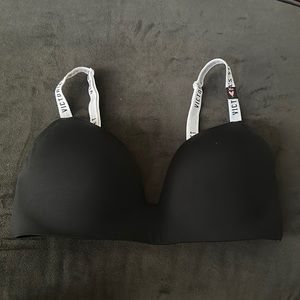 Victoria Secret black bra NEW 36D